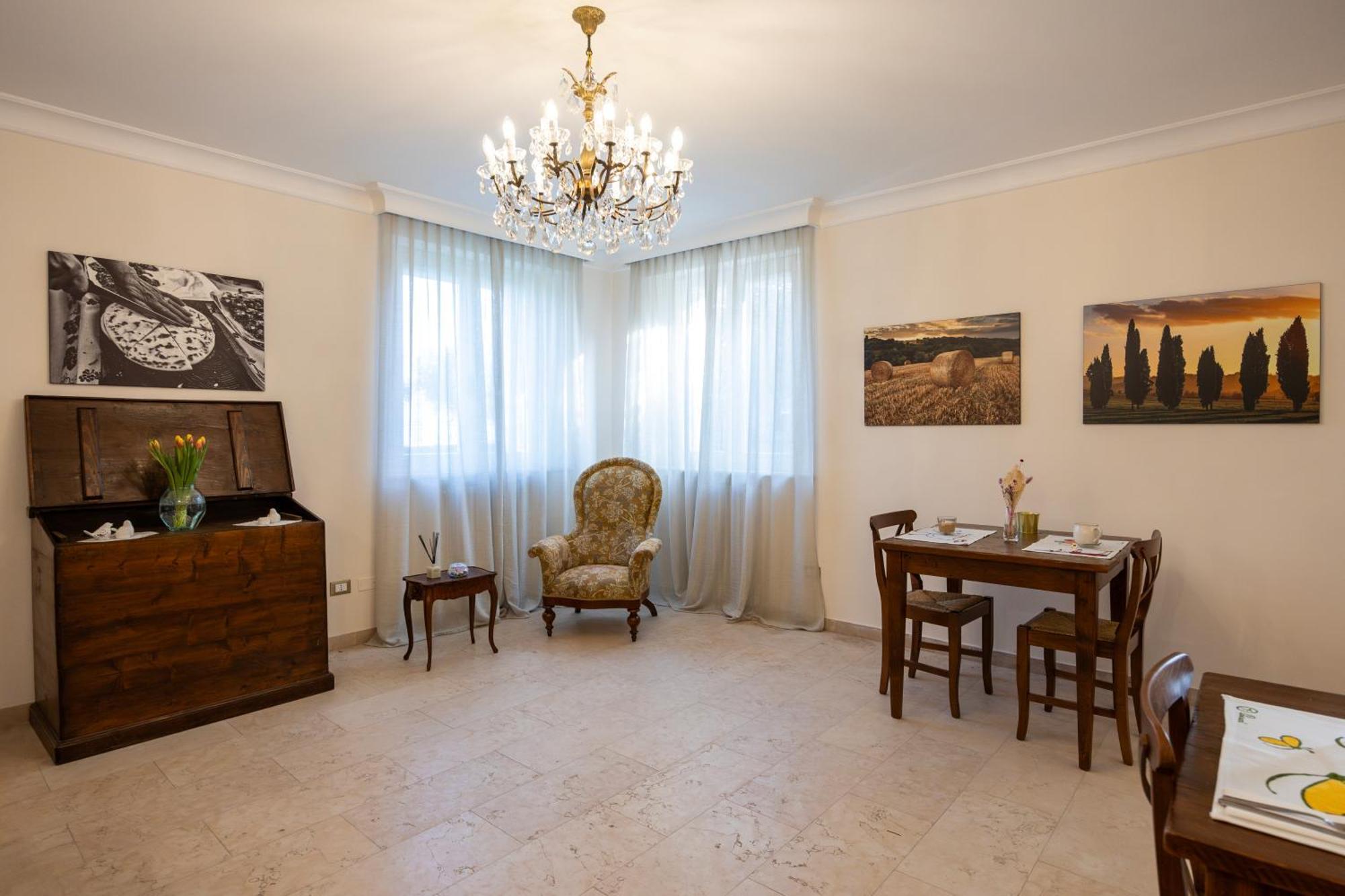 Palazzo Gessi Room And Breakfast Borghi Buitenkant foto